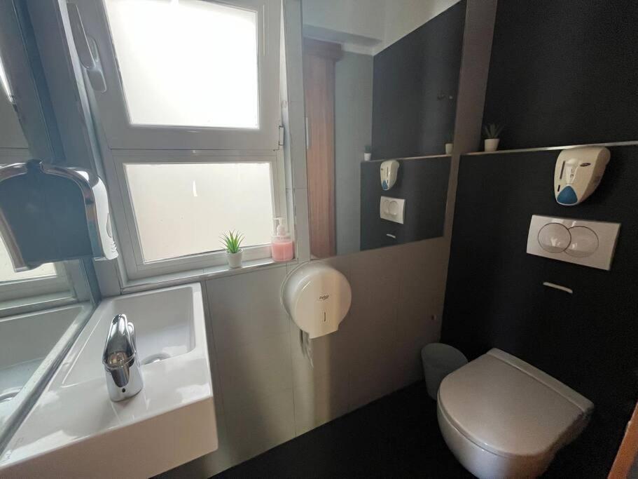 ליסבון 3 Bedroom, 2,5 Bathroom - Bairro Alto Residence מראה חיצוני תמונה