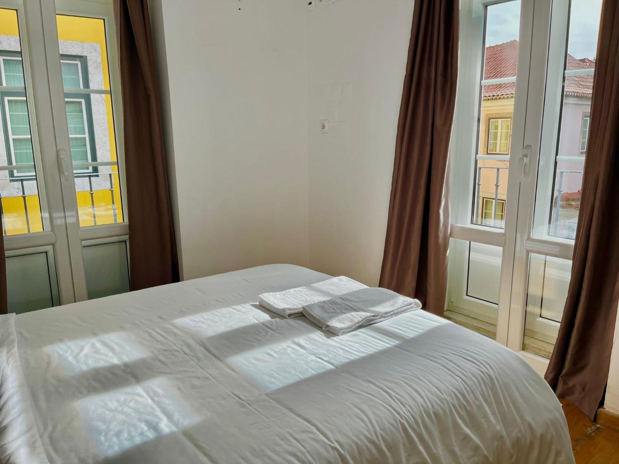 ליסבון 3 Bedroom, 2,5 Bathroom - Bairro Alto Residence מראה חיצוני תמונה